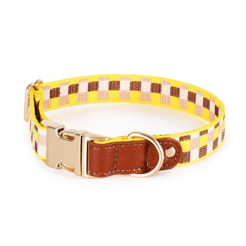 Collier de dressage et de suivi en nylon à carreaux pour chien