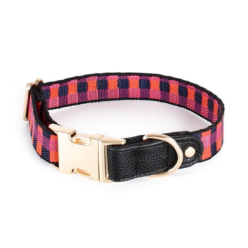 Collier de dressage et de suivi en nylon à carreaux pour chien